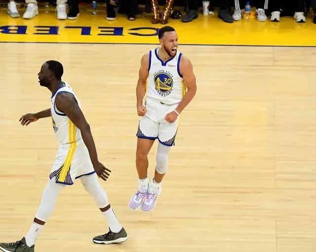 詹姆斯22分20篮板vs灰熊,詹姆斯湖人队生涯回顾破纪录一览