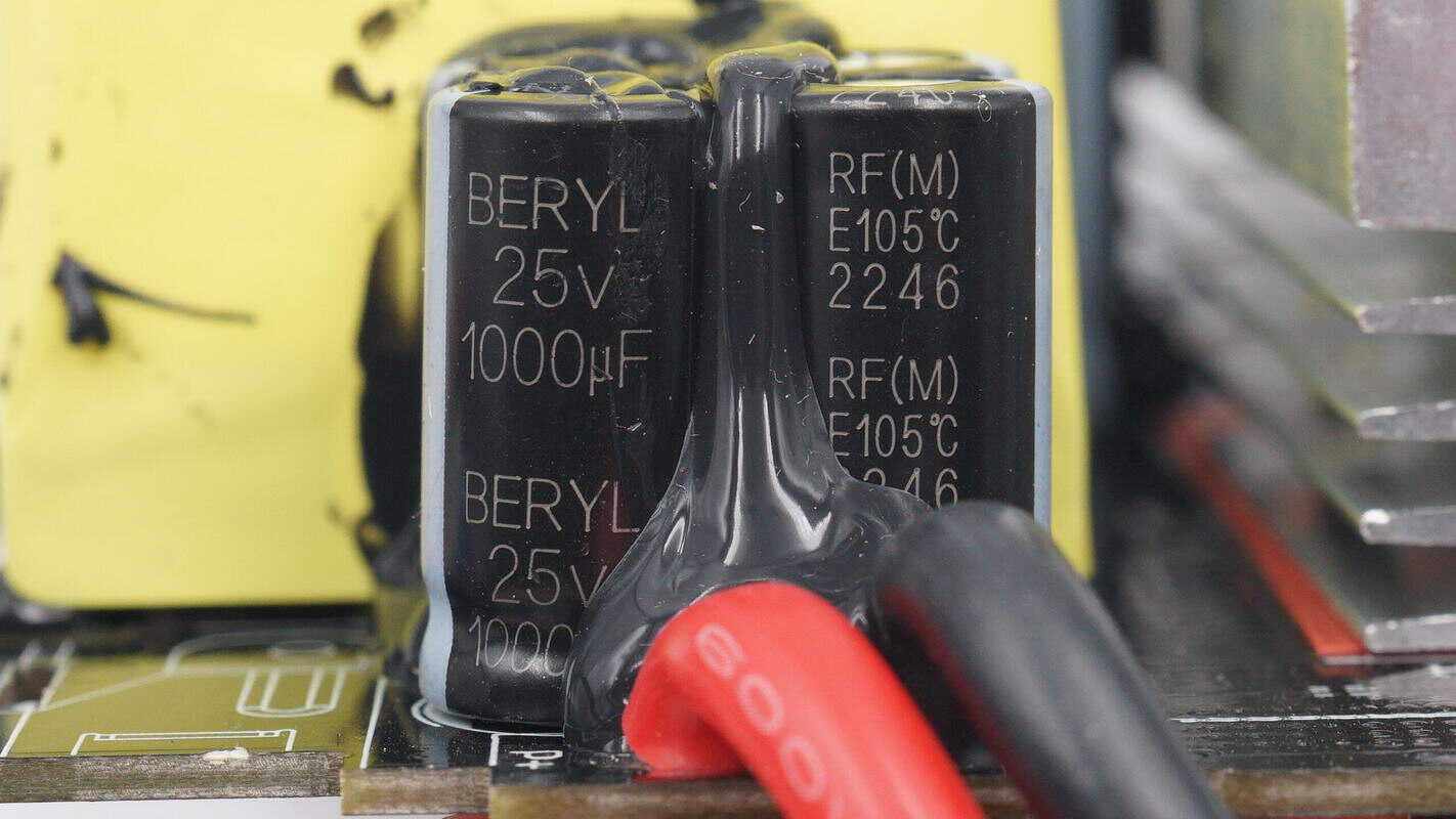 倍思新款150w逆变器,倍思500w车载逆变器