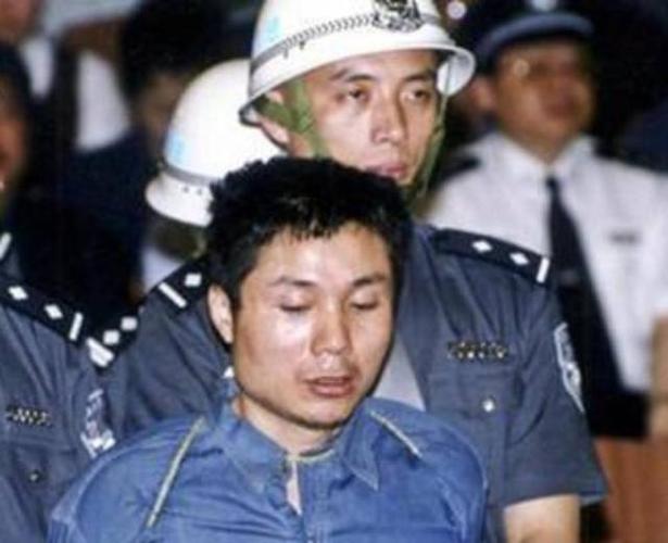 悍匪张君大案纪实,十大悍匪张君杀人案