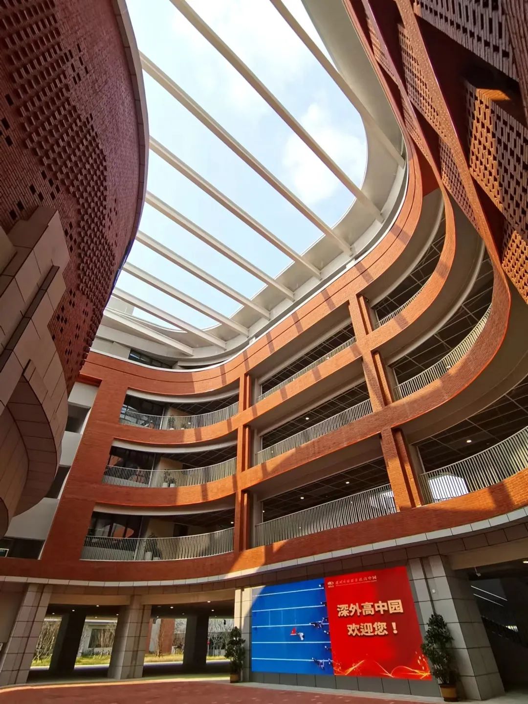 中考志愿普高能报几个学校,中考填报志愿热门专业