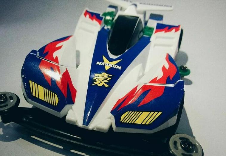 童年回忆中的最帅四驱车,80后的童年回忆四驱车比赛