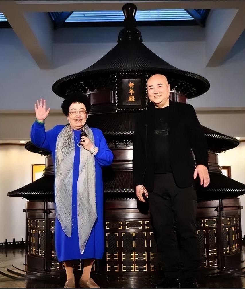 “唐僧”迟重瑞：娶女富豪陈丽华为妻，没有孩子，他过得怎样？