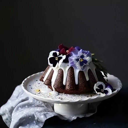 网红店亏本7亿,200万装修网红店