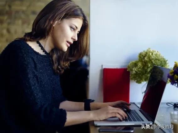 自媒体爆款的文章,自媒体十大爆款文章平台