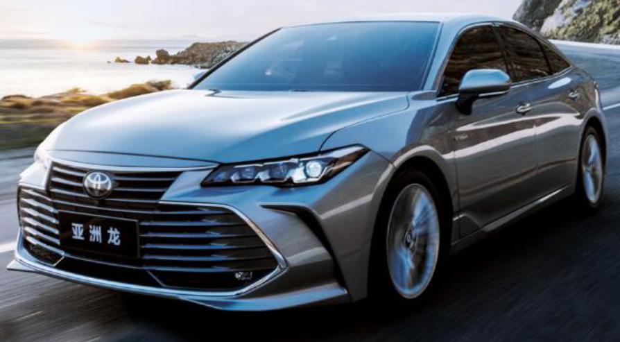 2023年国内丰田20W预算内油车轿车降价大比拼,哪款最值得买?