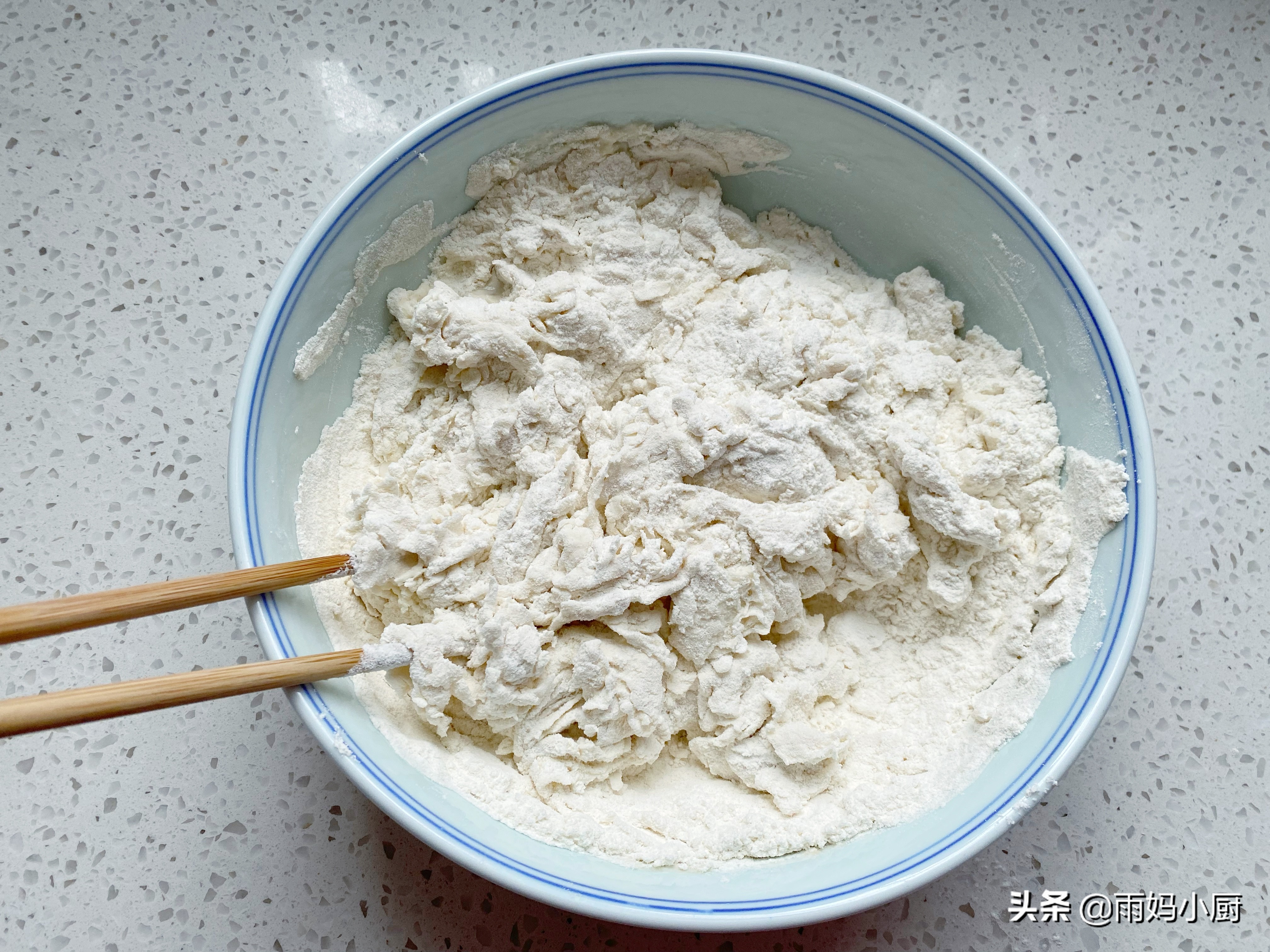 枣花馍馍简单做法,河南枣花馍馍的几种简单做法