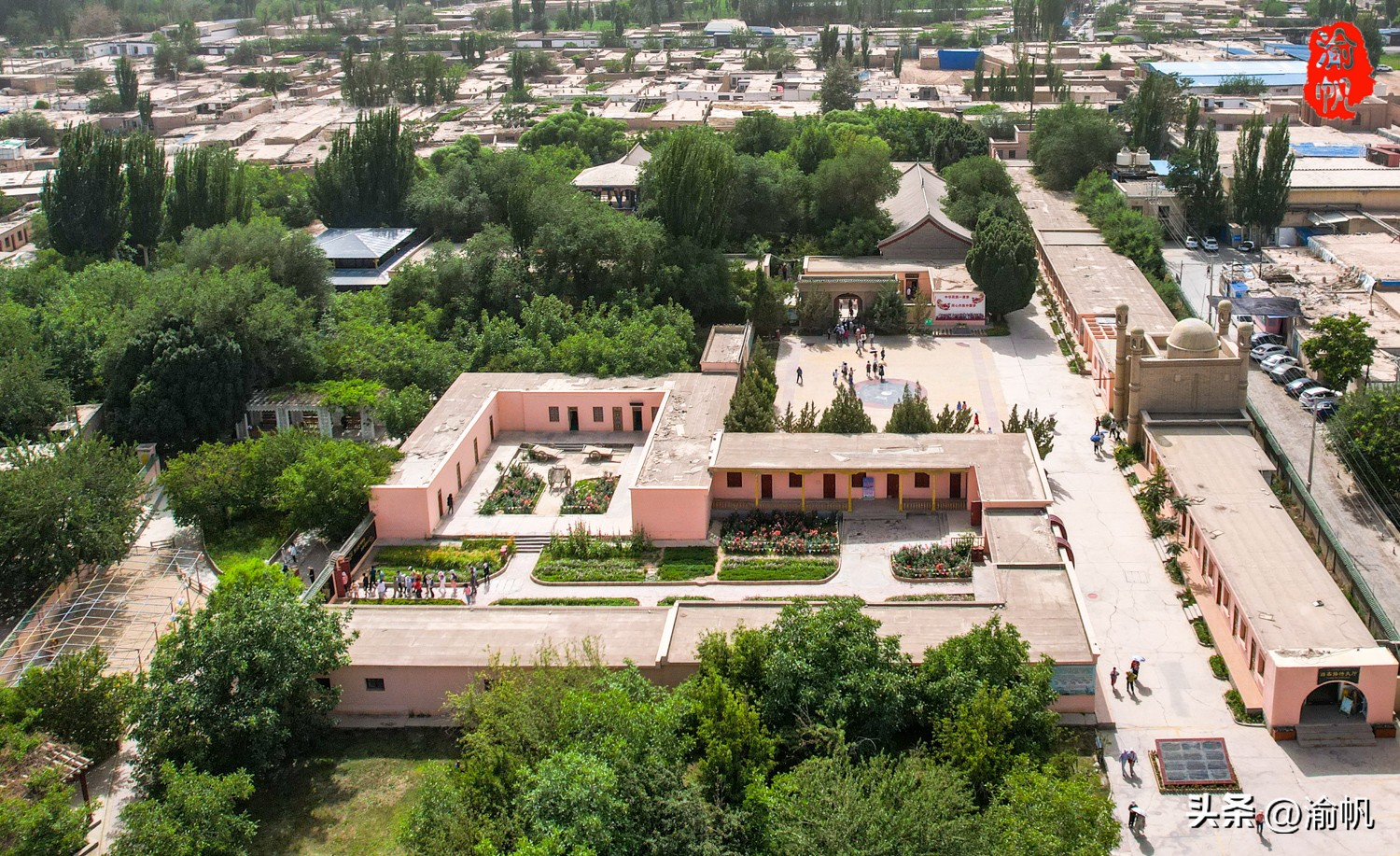 中国最后一个王爷住在豪华王府,中国最后一位豪华王府