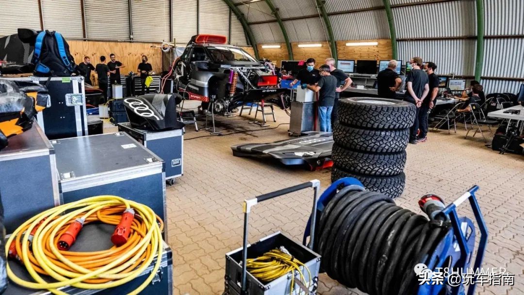 奥迪参加达喀尔比赛车型,2022达喀尔拉力赛奥迪赛车