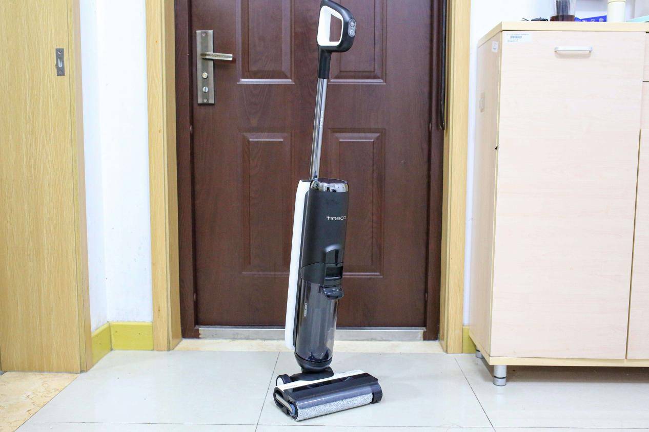 洗地机怎么选家用洗地机推荐,追光zen洗地机和添可洗地机对比