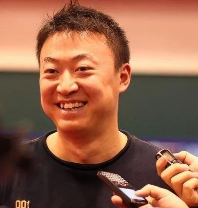 连组长都没当过，王皓就掌管男队，他压力比马琳大，李隼受重用