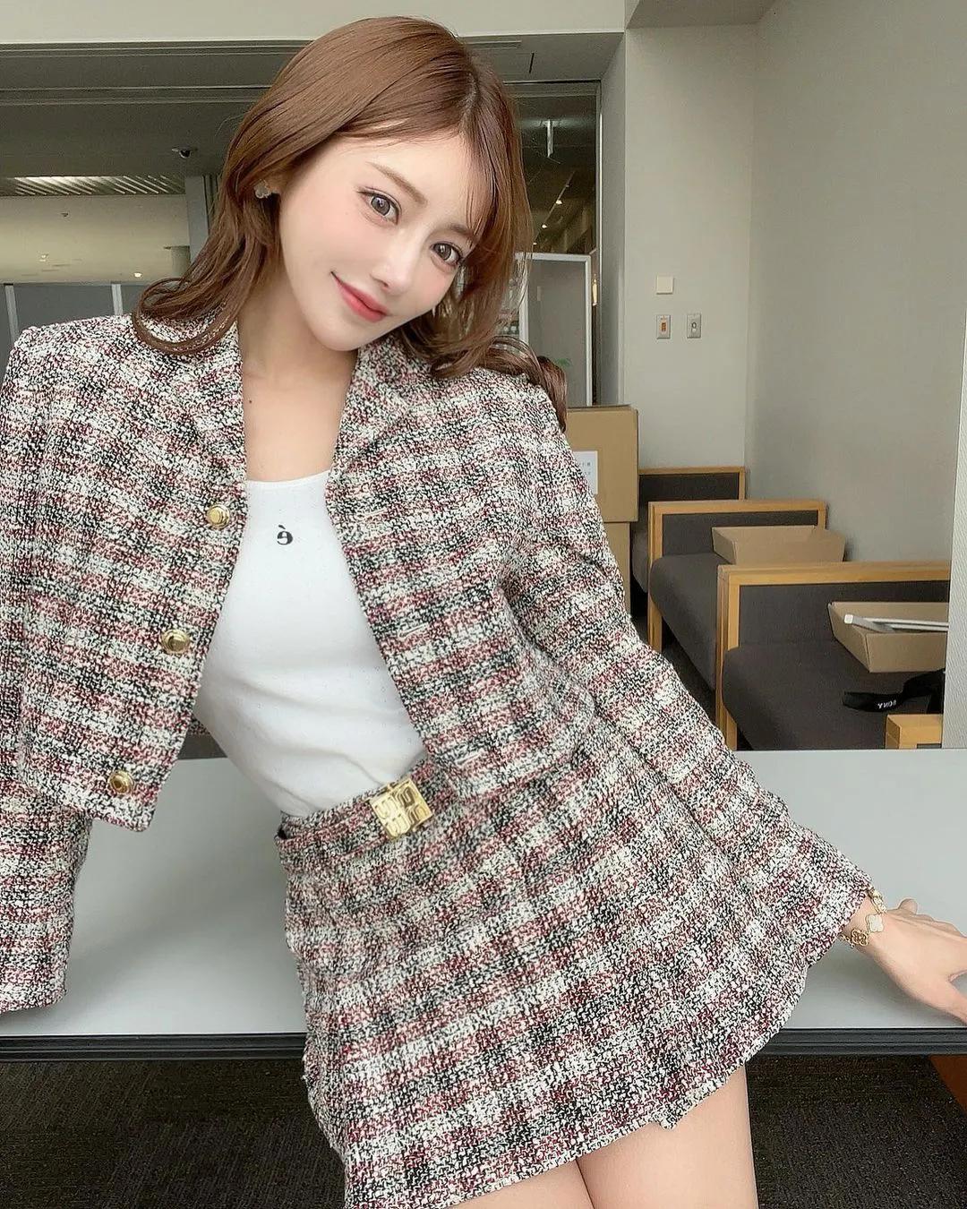 来自日本的极品美女TomorrowsFlower(明日の花)