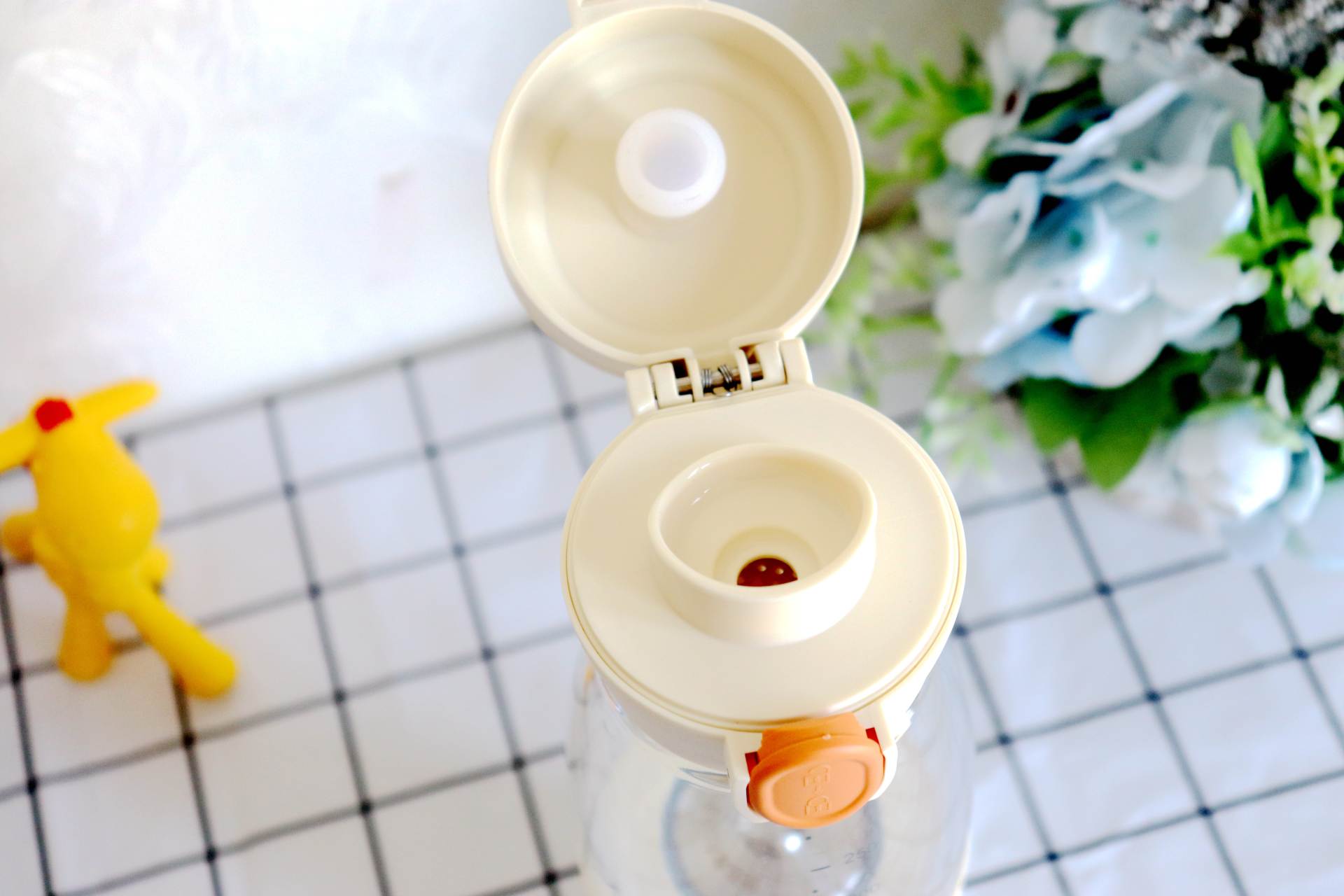 智能恒温调奶器方便携带,便携恒温调奶器无需插电排名第一