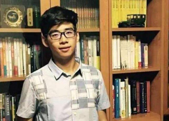 辛奇隆赌王家族,何鸿燊和辛奇隆结婚了吗