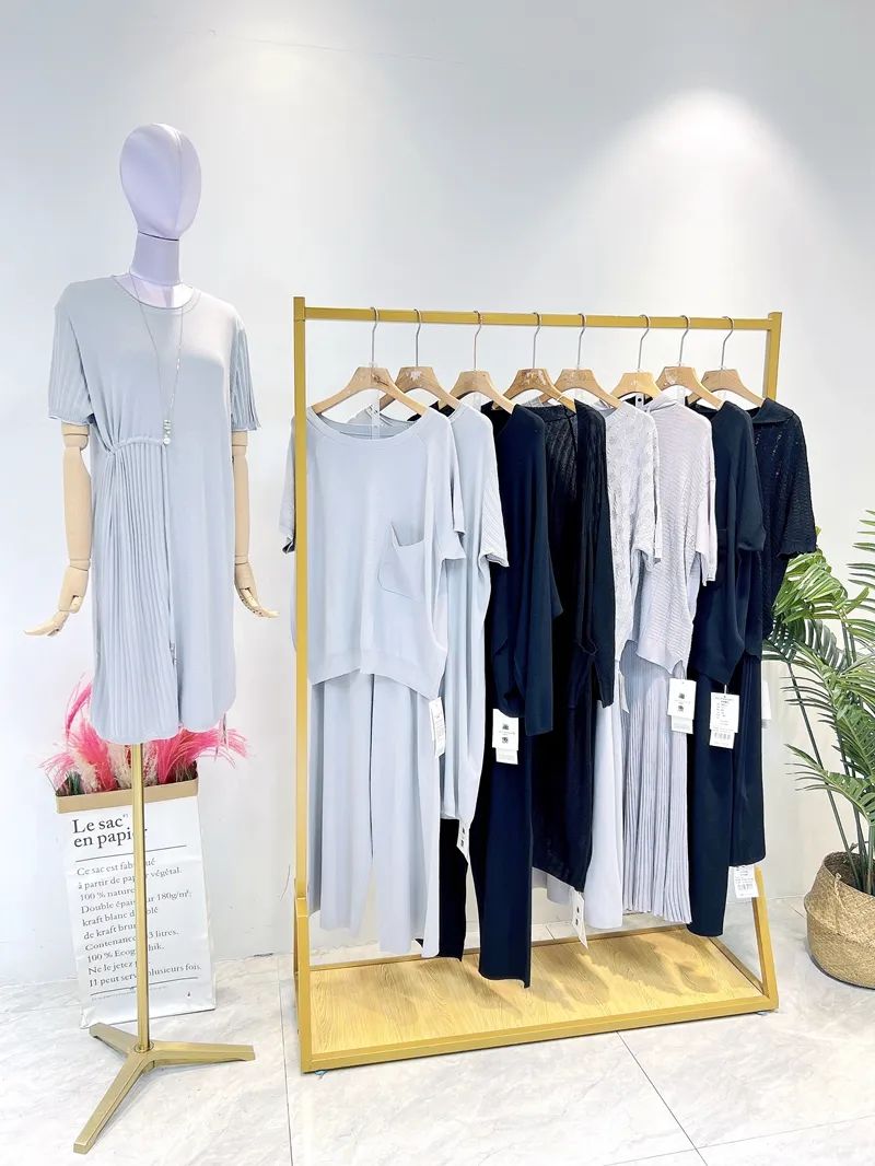 宝姿中年连衣裙女装,宝姿女装纯色连衣裙