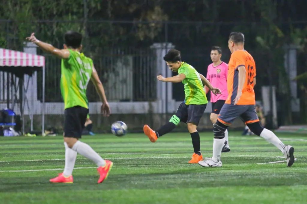 一起足球一起公益,一起为中国足球添砖加瓦