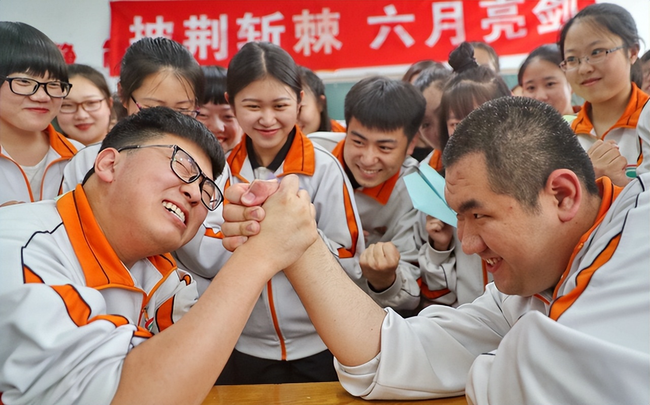 报考志愿选专业避免退档,报考志愿选专业被其他专业录取