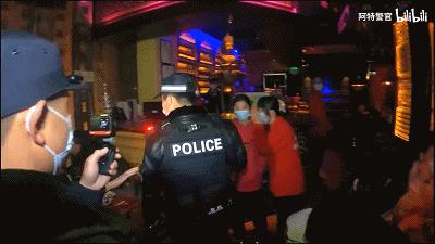 满屏的马赛克,满屏马赛克壁纸