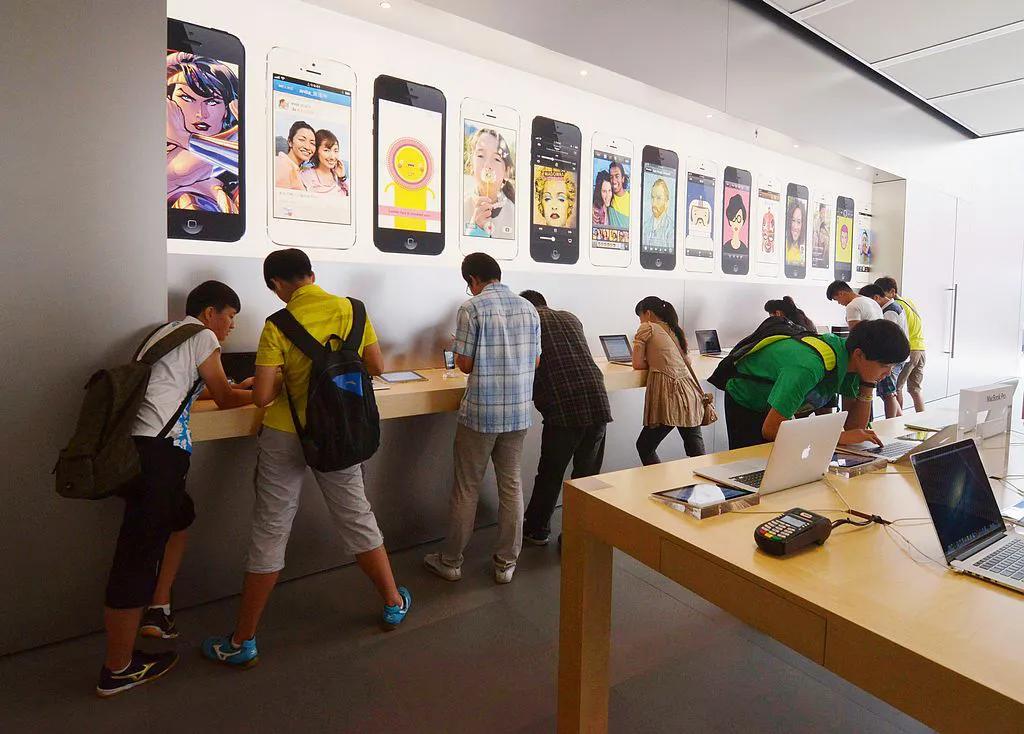 想买苹果手机到底是买还是不买,下一部手机你还会买苹果吗