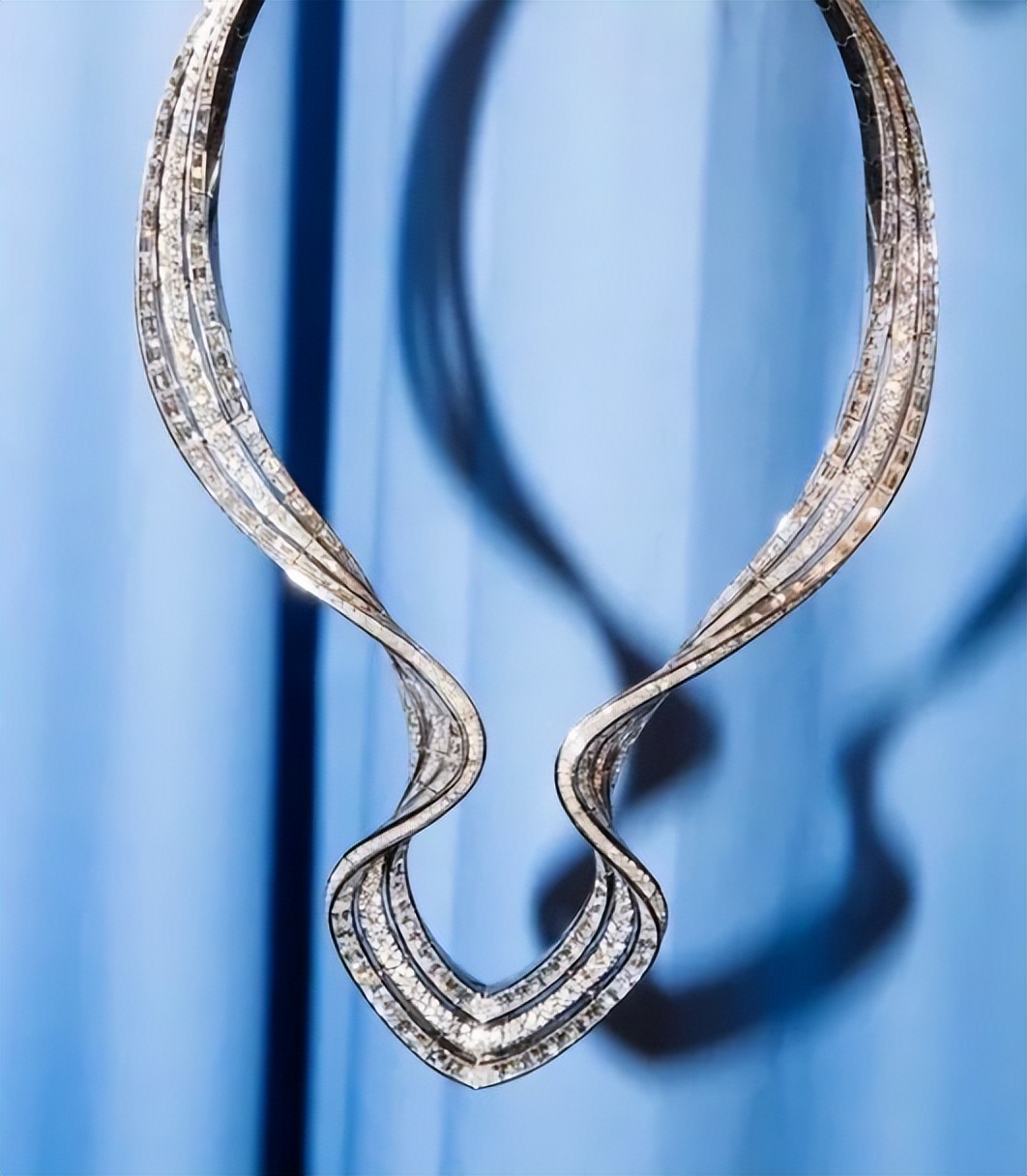 杨紫琼奥斯卡影后时间,杨紫琼六十岁获奥斯卡奖