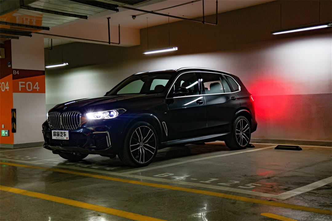 新款宝马x5值得买吗,2022款宝马x540im运动套装