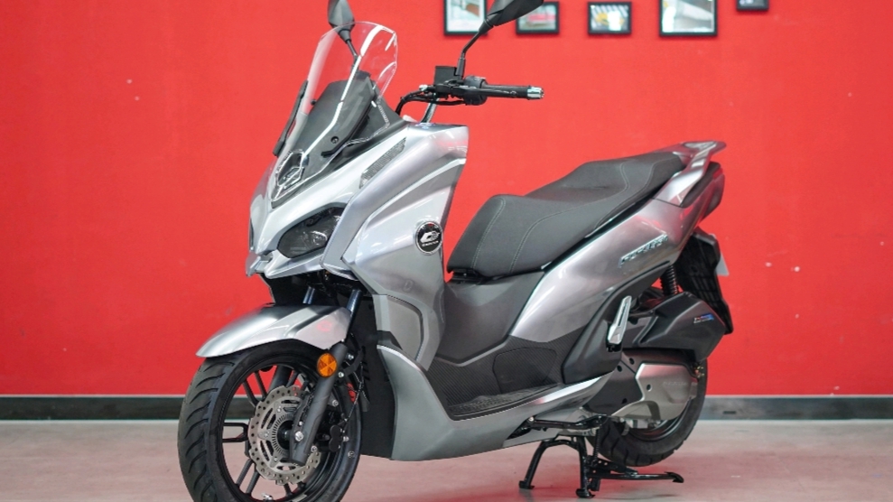 钱江qj鸿150怎么样,钱江qj150踏板爆改