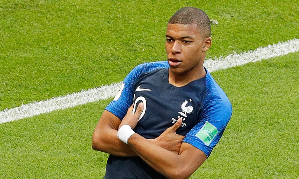 职业足球出现在什么时期,职业运动员是指什么