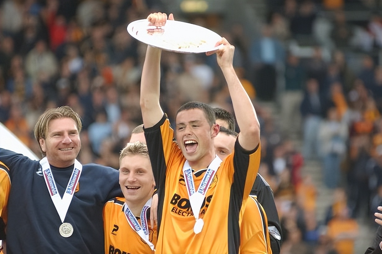 达米恩·德拉尼:大器晚成的后卫,一脚踢碎利物浦的冠军梦