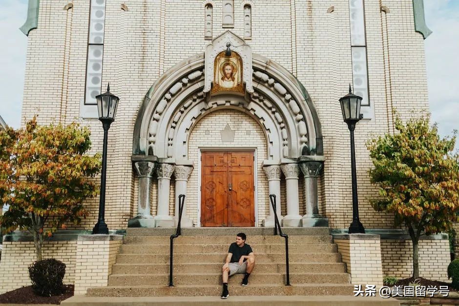 一篇文章对佛教的理解,一篇文章讲党史