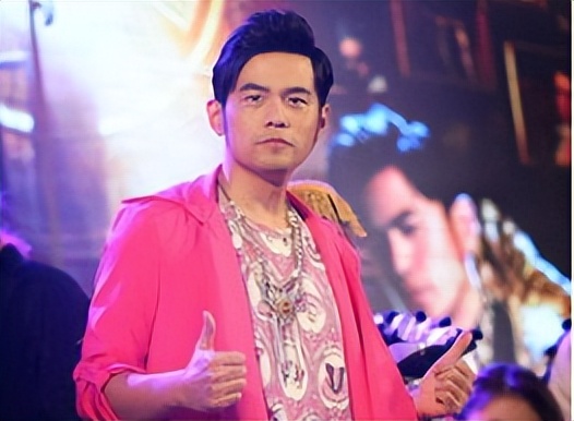 全球百大最帅面孔女生朱珠,全球最美面孔朱珠问鼎