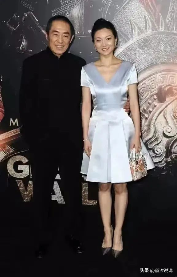 张艺谋个人资料简介和妻子陈婷,69岁张艺谋全家照