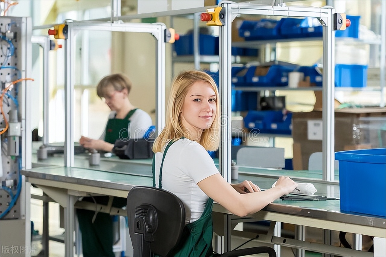 大学生暑期工进厂好吗,大学生暑假工在工厂里干什么工作