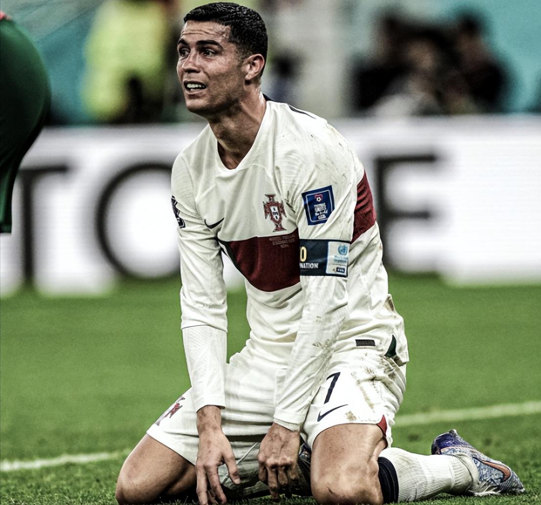 C罗悲情谢幕，而足球也没能踏上归途