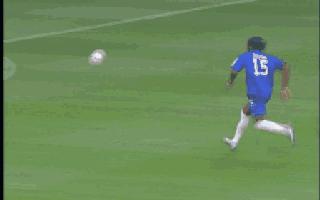 穆里尼奥与纽卡斯尔联签约,穆里尼奥接手蓝军第一战