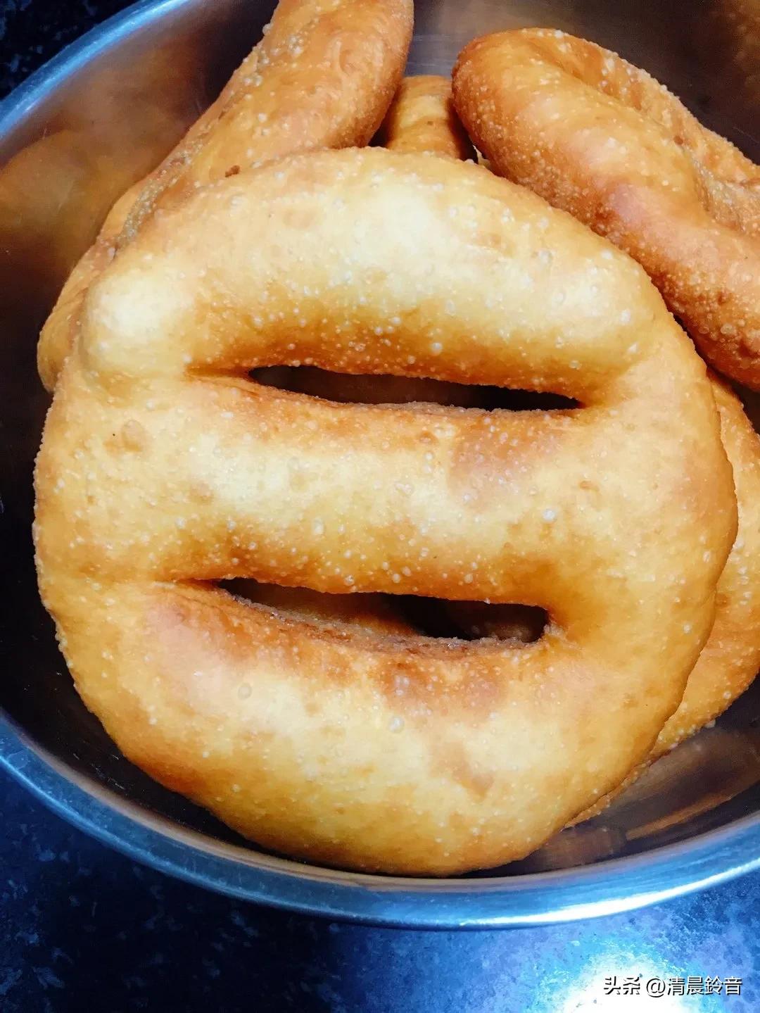 家乡特色美食油饼做法,家乡的美食油饼500字