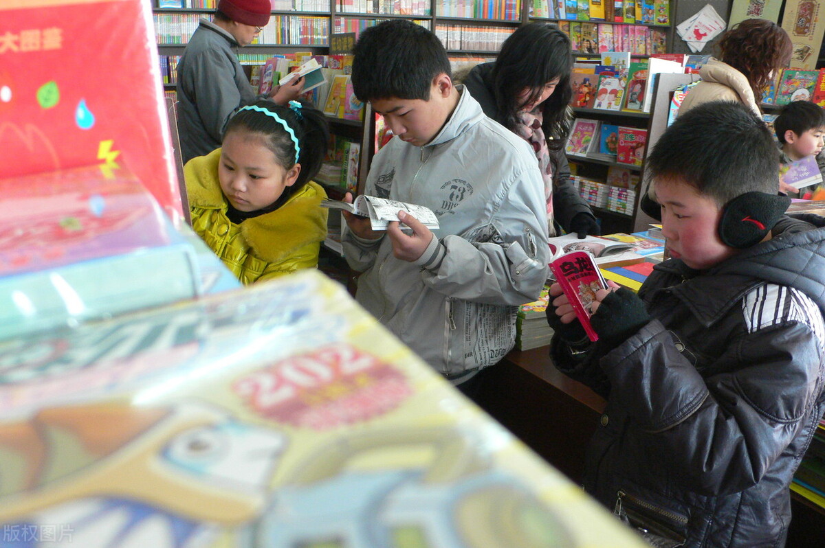 适合一个人摆摊的年货小生意,摆摊卖年货饼干糖果需要准备什么