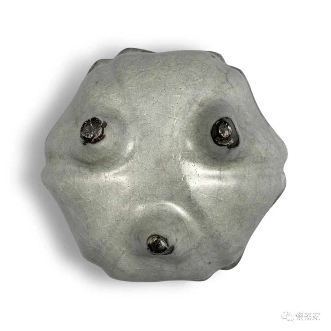 苏富比19年香港瓷器春拍,纽约秋拍苏富比高古瓷全览50件