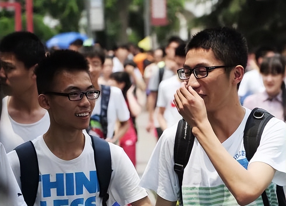 烂大街的六个专业,已经烂大街的6种专业