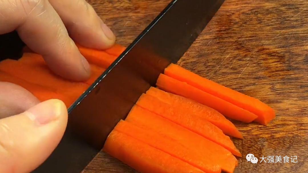 肺气热引起的咳嗽吃什么止咳化痰,阳了咳嗽吃什么菜好