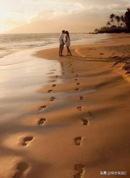 错别字搞笑对话段子,写错别字的搞笑句子