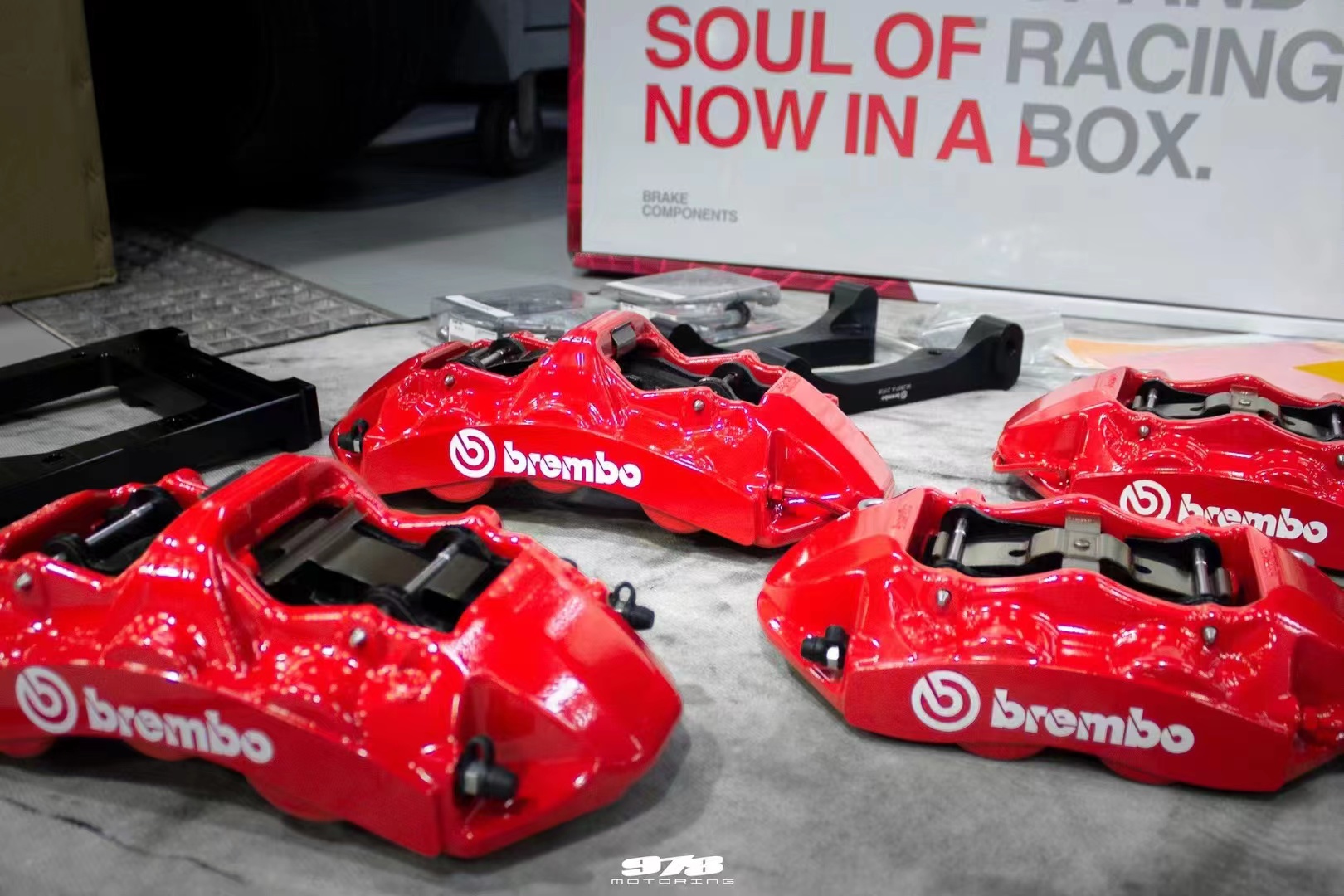 新款宝马x5m改装al13碳纤维轮毂,宝马x5改装brembo