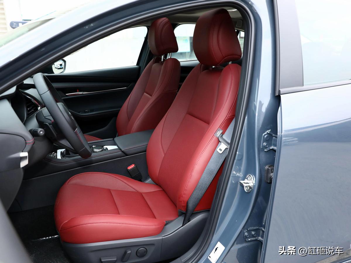 昂克赛拉2.0和思域1.5t怎样选,思域跟昂克赛拉哪个更值得买