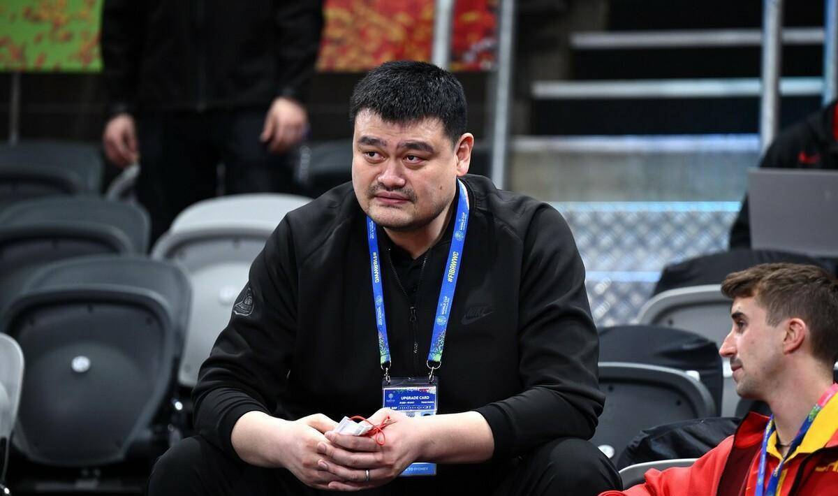 姚明cba各项数据纪录,cba总决赛姚明51分21篮板