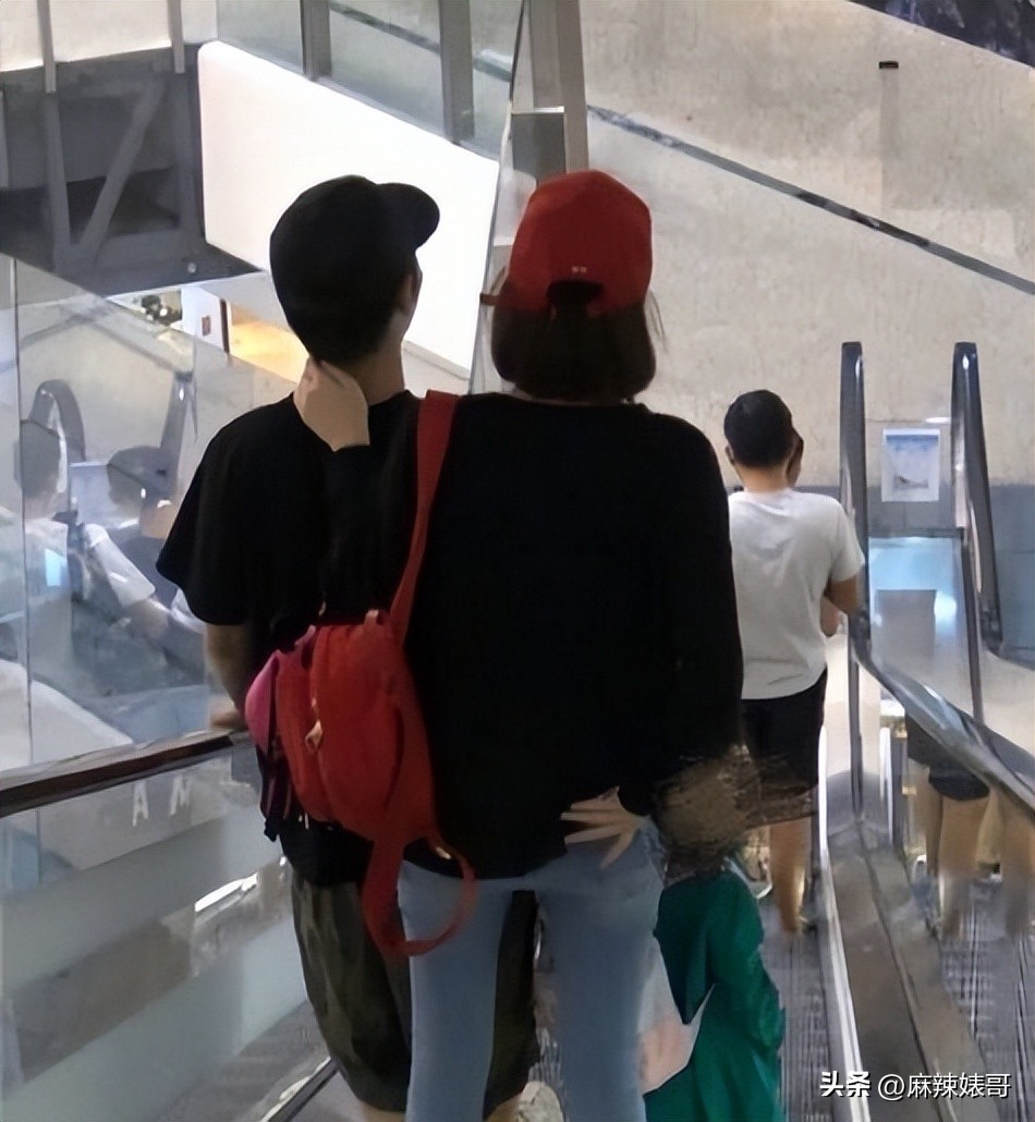 毕滢和张丹峰事件全过程,毕滢和张丹峰还在一起吗