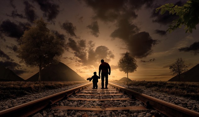 重要的不是家庭而是家风还有三观,父亲的言传身教是最好的家风