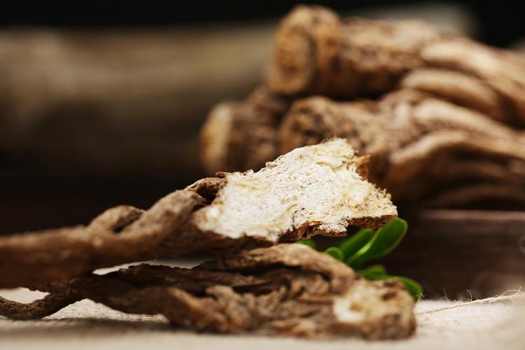 肥胖可以吃中药治疗嘛,有治疗肥胖的中药吗