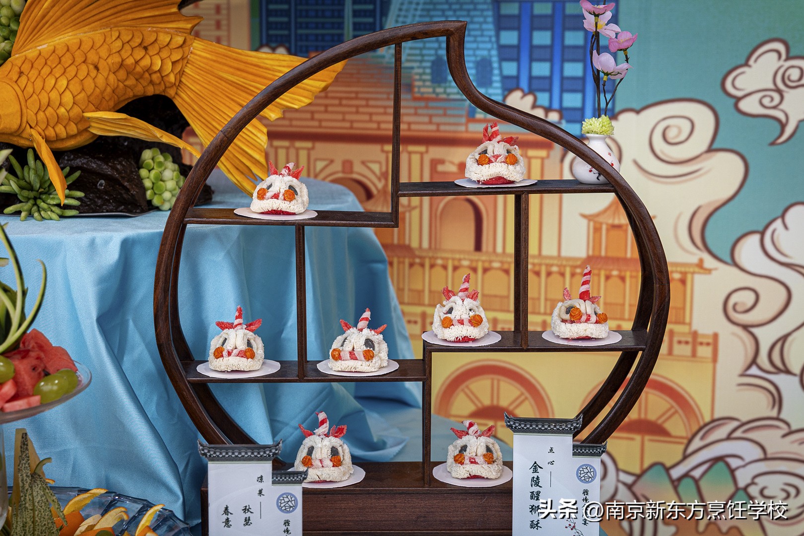 中餐宴会菜品展示,中餐宴会摆台展示酒水