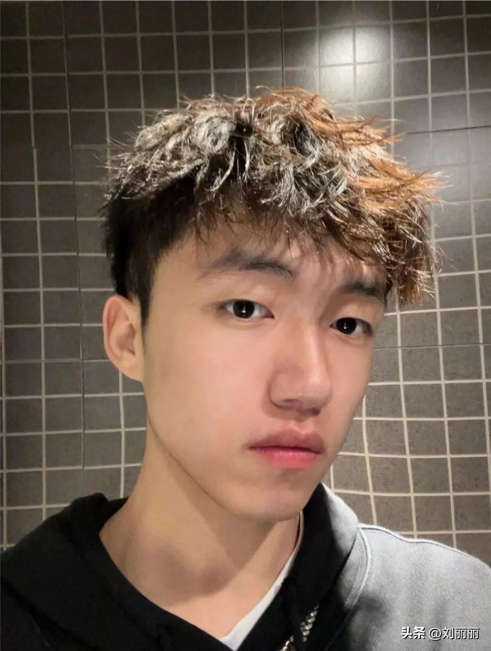 精选流行男发20款,中年好打理又流行的男发