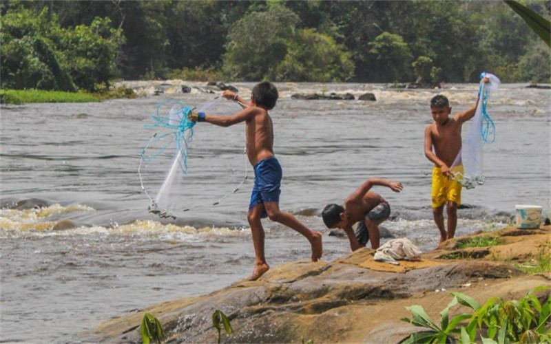 苏里南与荷兰的分手费,苏里南如今状况