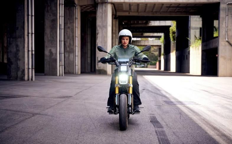 宝马ce02怎么买,宝马ce04电动车多少钱