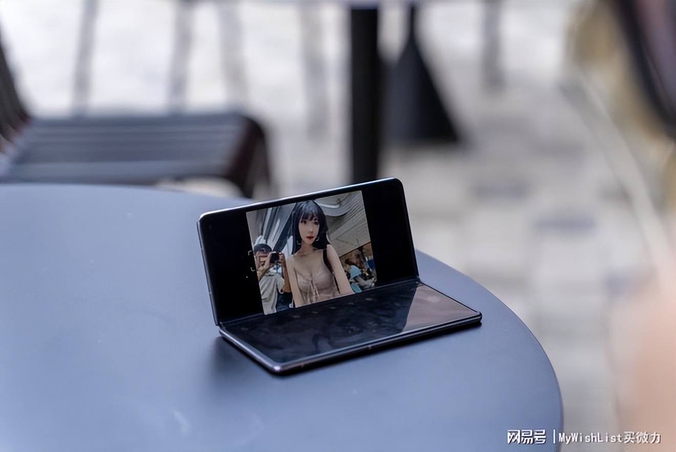 华为matex3测评,华为折叠手机matex3真实评测